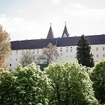 Freitag Bed & Breakfast 3*