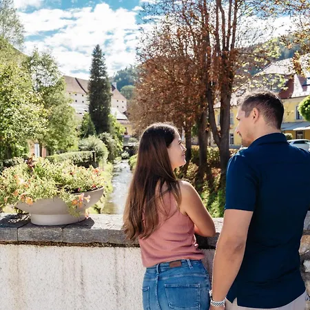 Freitag Nocleg ze śniadaniem